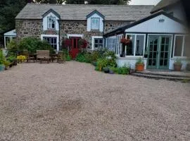 Moira Cottages at Berwickhall Sleeps 8