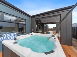 CatchN'Relax Taupo: Taupo şehrinde bir tatil evi
