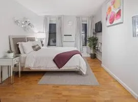 Studio Haven in Times Square & Nearby Restaurants