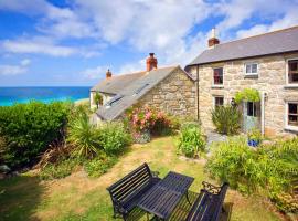White Rose, Cornish Cottage With Sea Views & Private Garden By Beach, hotel Sennenben