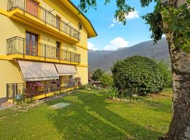 Yellow Apartment, hotell i Sarre