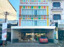 Urbanview Hotel Mulia Indah Palopo, hotel with parking in Palopo