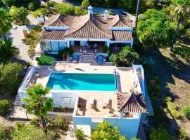 Magical VILLA CASA KOI in Sao Bras de Alportel