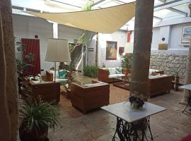 Hotel Casa del Abad, hotell i Ampudia