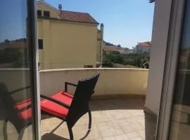 Apartmani Lešić Tribunj