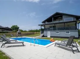 Plum house - villa with pool