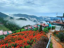 แสงเหนือแคมป์ปิ้งม่อนแจ่ม, tented camp en Ban Mae Raem