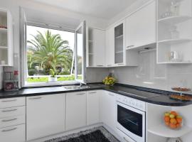 Villa Sarah, отель в Супетаре