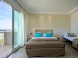 Hotel Augustus- Davanti a noi c'è solo il mare