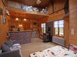 Chalet cosy proche de Gérardmer et Colmar - Nature, WIFI, 2 chambres, terrasse, garage - FR-1-589-306, Hotel in Plainfaing