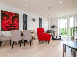 Gorgeous Wembley Flat, vacation rental in London