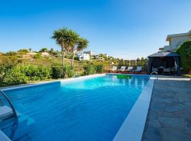 Muses Chalkida κατοικία με πισίνα, hotel di Kánithos