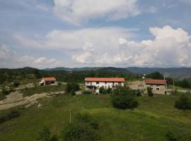 Cascina Merlo Country House, casa rural en Pareto