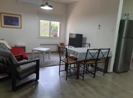 פינה חמה ברמה, hotel v destinaci Ejn Zivan