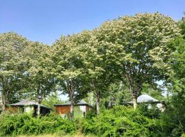 Les Auzerals camping du lac, hotel sa Rabastens