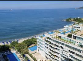Apartamento VISTA AL MAR PLAYA DORMIDA 2 - por MESES POZOS COLORADOS, hotel en Santa Marta