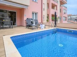 Apartment Relax 001 with pool