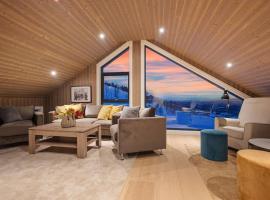 New lovely cabin in Rauland, ski inout, fast wifi, ваканционно жилище в Torvetjørn