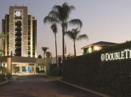 DoubleTree by Hilton Monrovia - Pasadena Area, hotel near Santa Anita Park, Monrovia