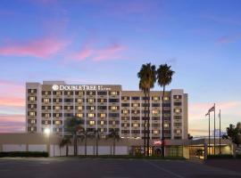 DoubleTree by Hilton Los Angeles Norwalk, hotel u gradu Norvok