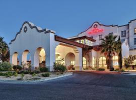 Hilton Garden Inn Las Cruces, hotelli kohteessa Las Cruces lähellä maamerkkiä New Mexico State University