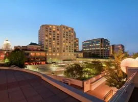 Hilton Madison Monona Terrace