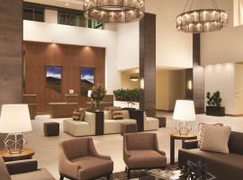 Embassy Suites Oklahoma City Downtown/Medical Center, hotel que admite mascotas en Oklahoma City