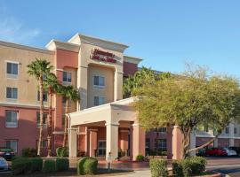 Hampton Inn & Suites Phoenix-Surprise, hotel cerca de Marley Park, Surprise