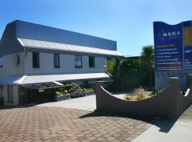 AAA Mana Motel