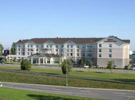 Hilton Garden Inn Montreal Airport, hotel cerca de Aeropuerto internacional de Montreal-Pierre Elliott Trudeau - YUL, Dorval