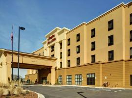 Hampton Inn and Suites Columbus, MS, hotel near Golden Triangle Regional Airport - GTR, Columbus