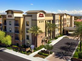 Hampton Inn & Suites Phoenix/Tempe, hotel cerca de Hall of Flame Firefighting Museum, Tempe