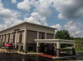 Hampton Inn Summersville, hotel di Summersville