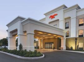 Hampton Inn Penn Yan, NY, hotel s jacuzzi v destinaci Penn Yan