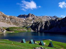 Mountain cottage Captain's Lake, Kapetanovo jezero, campsite in Kolašin