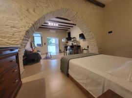 Coucou Boutique Studio, caba&ntilde;a en Chora de Ios