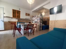 Appartamento Nonna Lina, hotel u gradu 'Padenghe sul Garda'