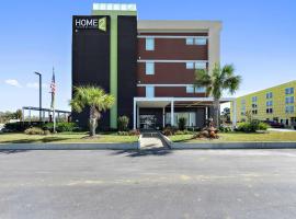 Home2 Suites by Hilton Gulfport I-10, отель в городе Галфпорт