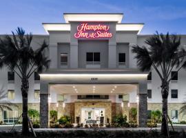 Hampton Inn & Suites West Melbourne-Palm Bay Road, hotel cerca de Andretti Thrill Park, Melbourne