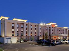 Hampton Inn & Suites Overland Park South、Stanleyのホテル