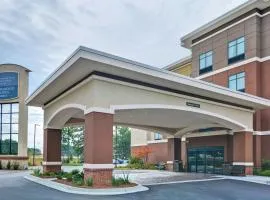 Homewood Suites By Hilton Savannah Airport、サバンナのヒルトンホテル