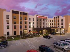 Hilton Garden Inn Waco – hotel z parkingiem w mieście Hewitt