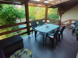 Rig&oacute; Nyaral&oacute;h&aacute;z