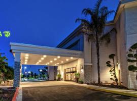 Hampton Inn Discovery Kingdom Napa Gateway, viešbutis mieste Valėjas