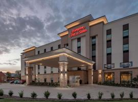 Hampton Inn & Suites Dallas/Plano Central, lemmikkystävällinen hotelli kohteessa Plano