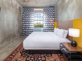 NYLO Las Colinas Hotel, Tapestry Collection by Hilton, hotel in Irving