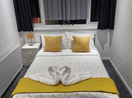 Your Home away from Home., hotel with parking in Headingley