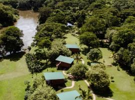 Yumas Riverfront Lodge, hotel v destinácii San Ignacio