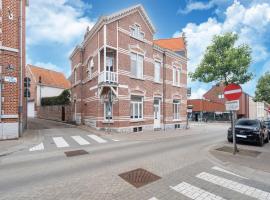 Historic building with a high level of finishing in Borgloon, hotel v destinaci Borgloon