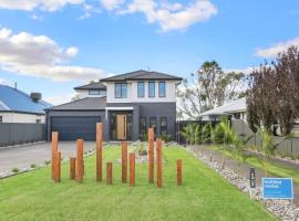 Waterview Place Holiday House, cabaña en Yarrawonga